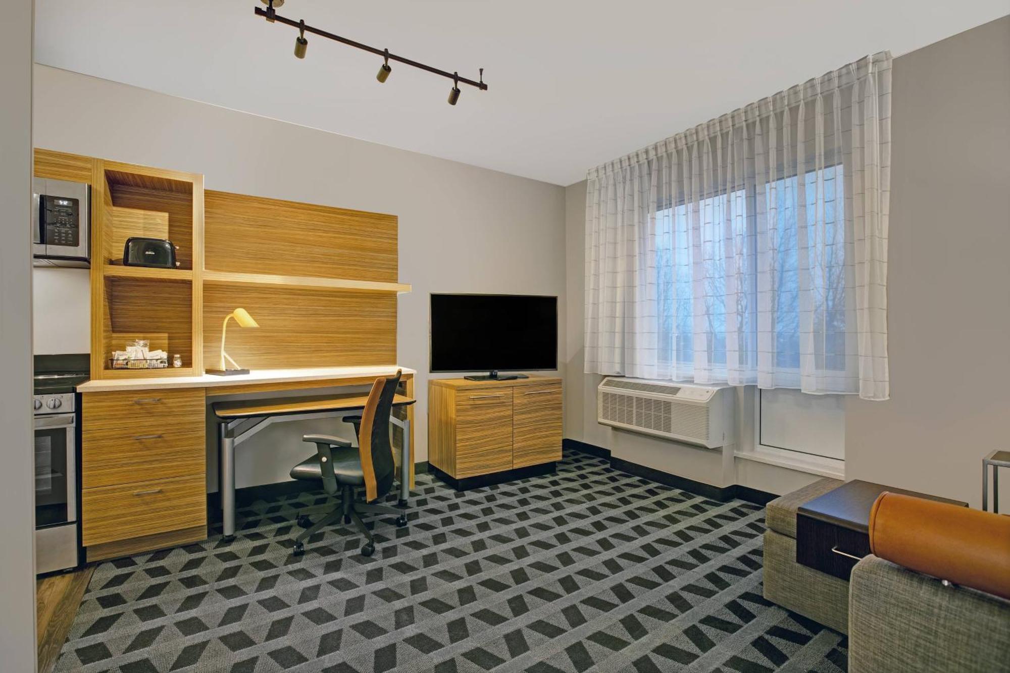 Towneplace Suites By Marriott Potomac Mills Woodbridge Exterior photo